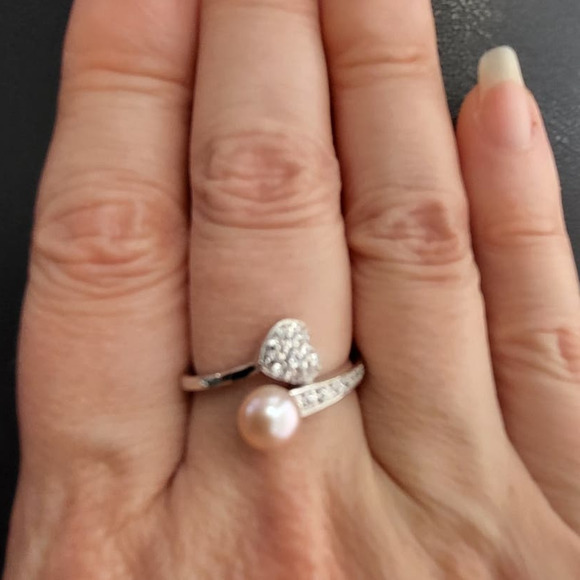 Vantel Juliette Ring with Lavendar 6.5 Pearl - Size 7 - NEW - Picture 1 of 4